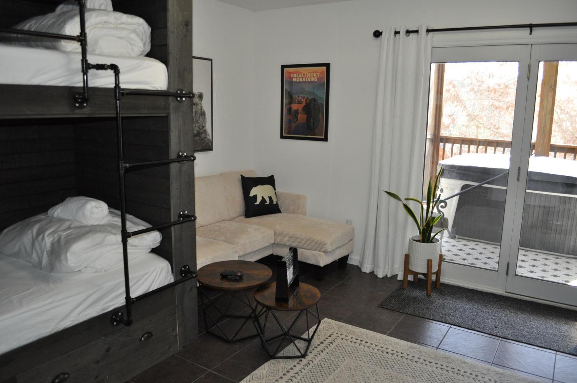 Relax At Forge Chalet Tranquil Retreat Near Attractions Pigeon Forge Eksteriør billede